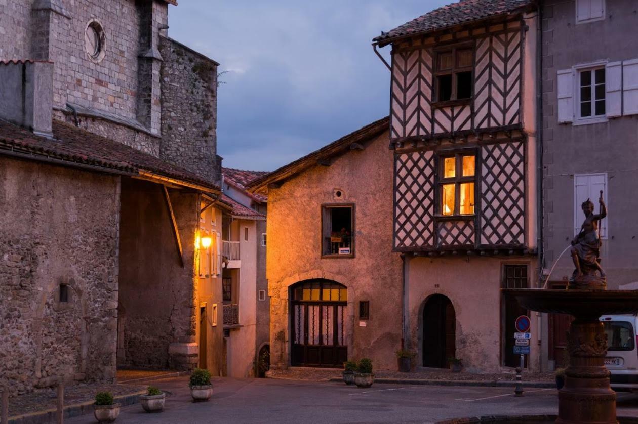Vila La Fadette Saint-Lizier Exteriér fotografie